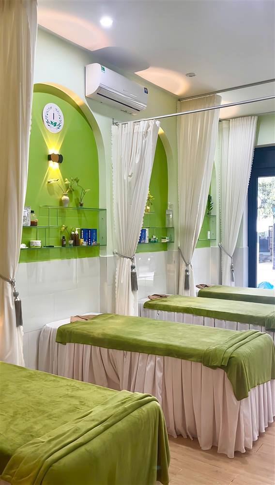 Treatment room with green beds